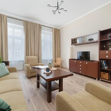 Komfortowy Blisko Rzeki We Wroclawiu Z Biurkiem I Wanna By Renters *
