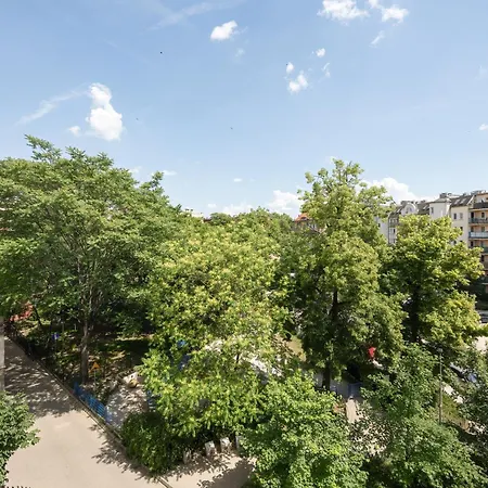 Komfortowy Blisko Rzeki We Wroclawiu Z Biurkiem I Wanna By Renters Wroclaw
